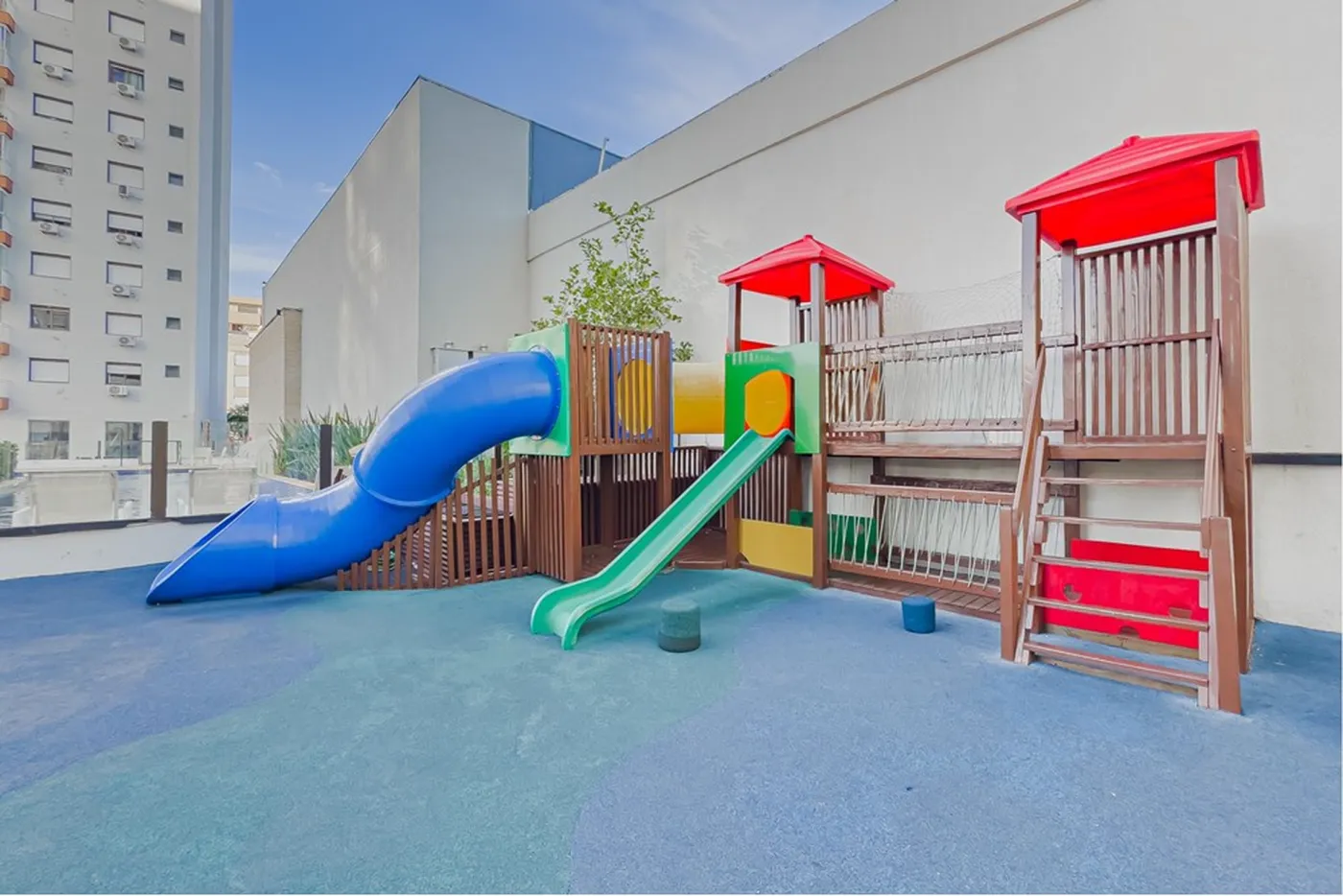 SMGP 40 Apto 612521003-261 - REMAX Place Exclusividades