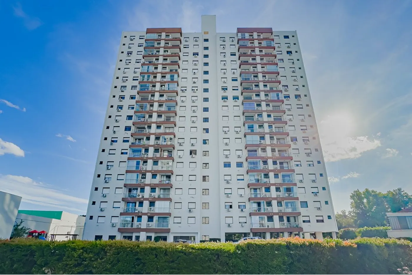 SMGP 40 Apto 612521003-261 - REMAX Place Exclusividades