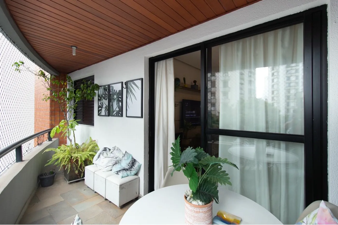 MC 943 Apto 601971047-7 - REMAX Empire Exclusividades