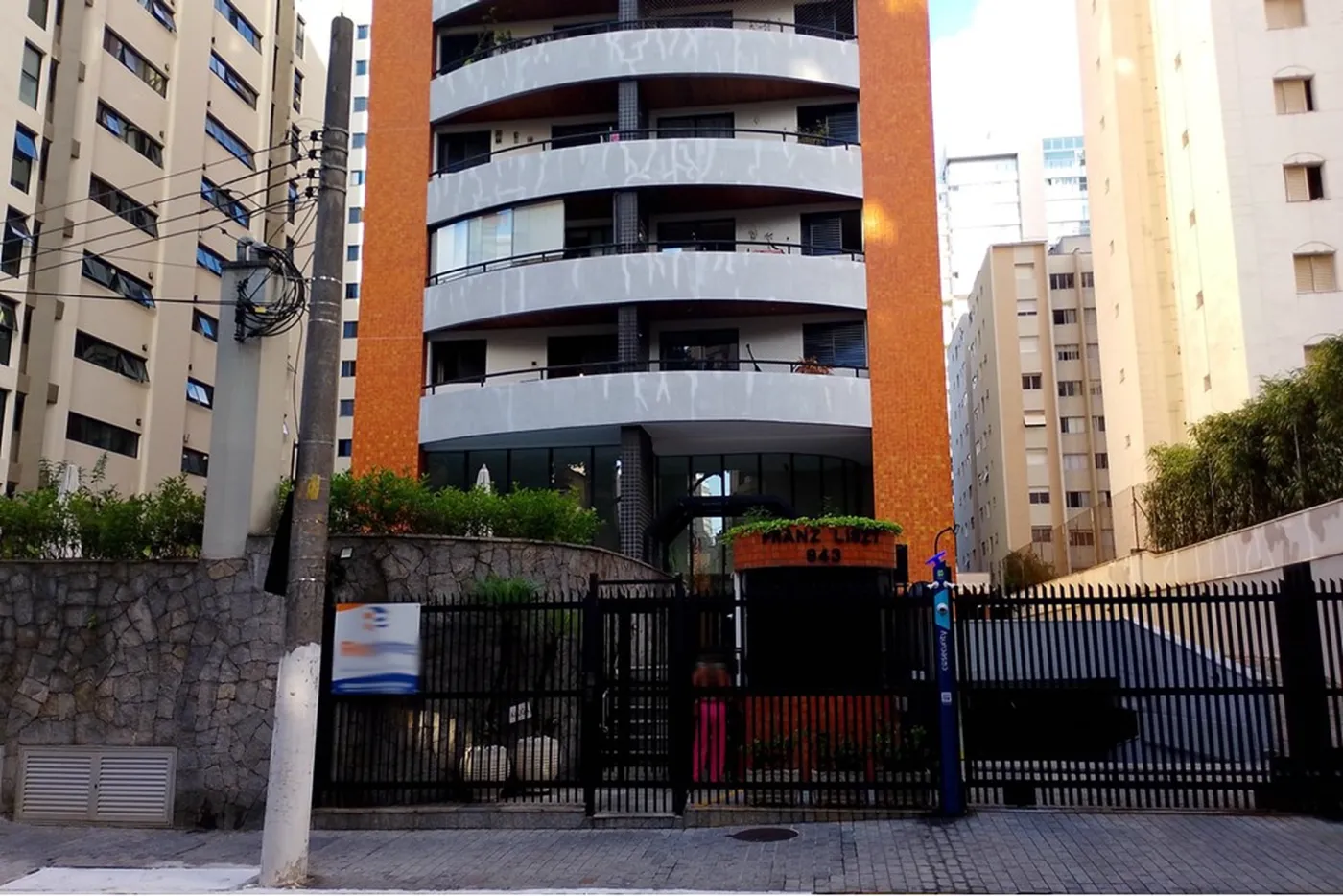 MC 943 Apto 601971047-7 - REMAX Empire Exclusividades