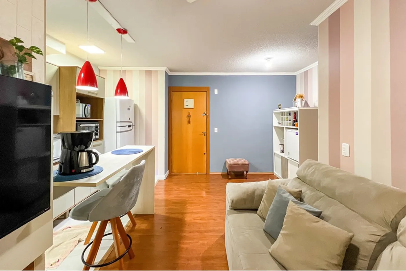OQ 105 Apto 612651056-6 - REMAX Pillares Exclusividades