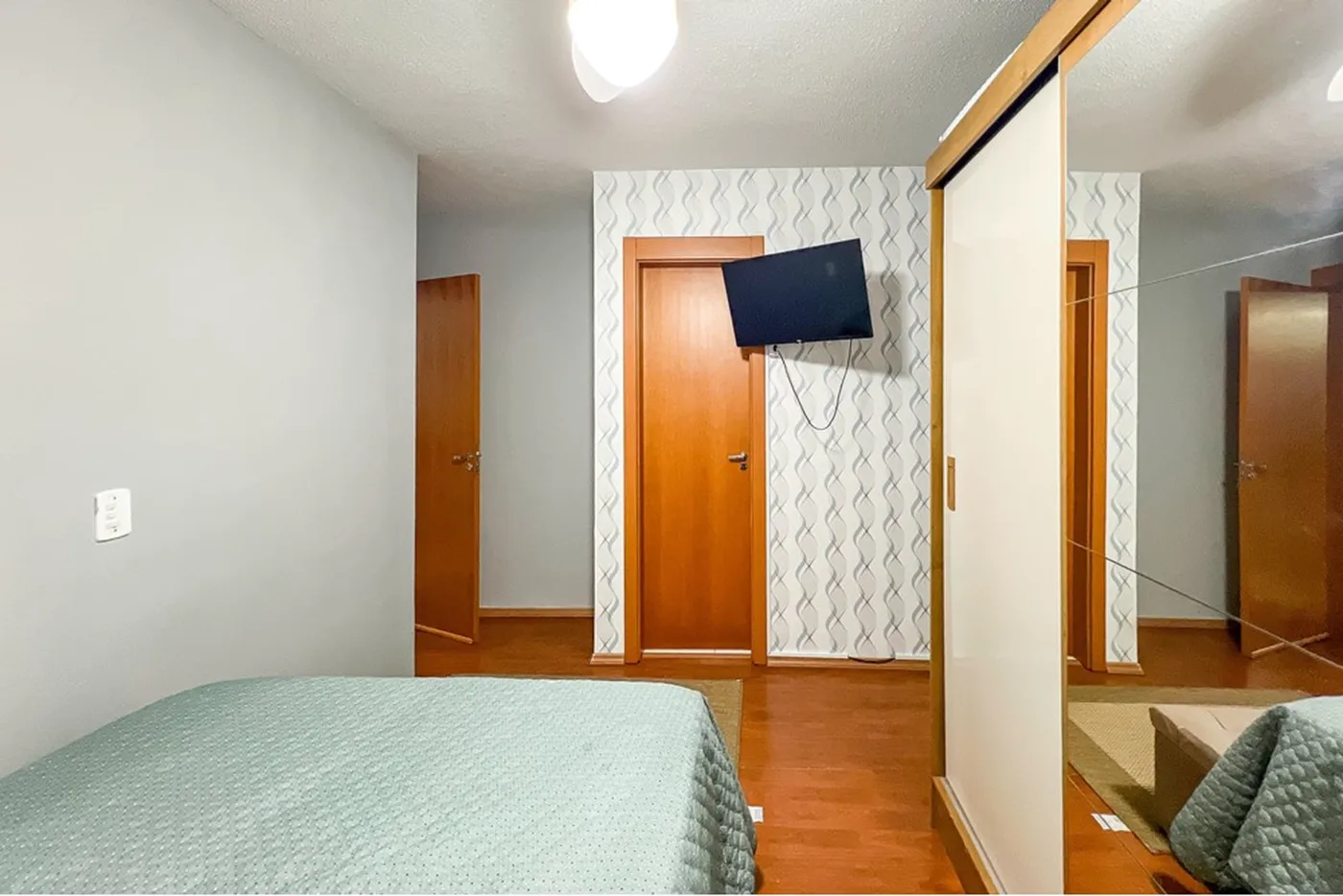 OQ 105 Apto 612651056-6 - REMAX Pillares Exclusividades