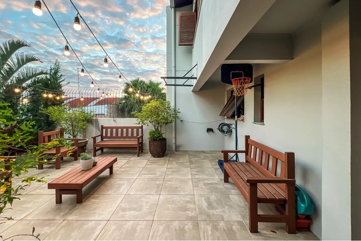 SJC 199 Casa 610241012-180 - REMAX 520 Exclusividades