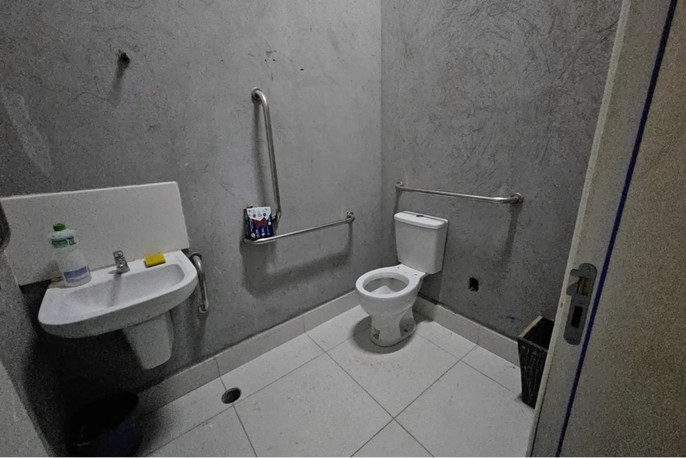 JRBF 420 Loja 601081062-46 - REMAX Lepex Exclusividades