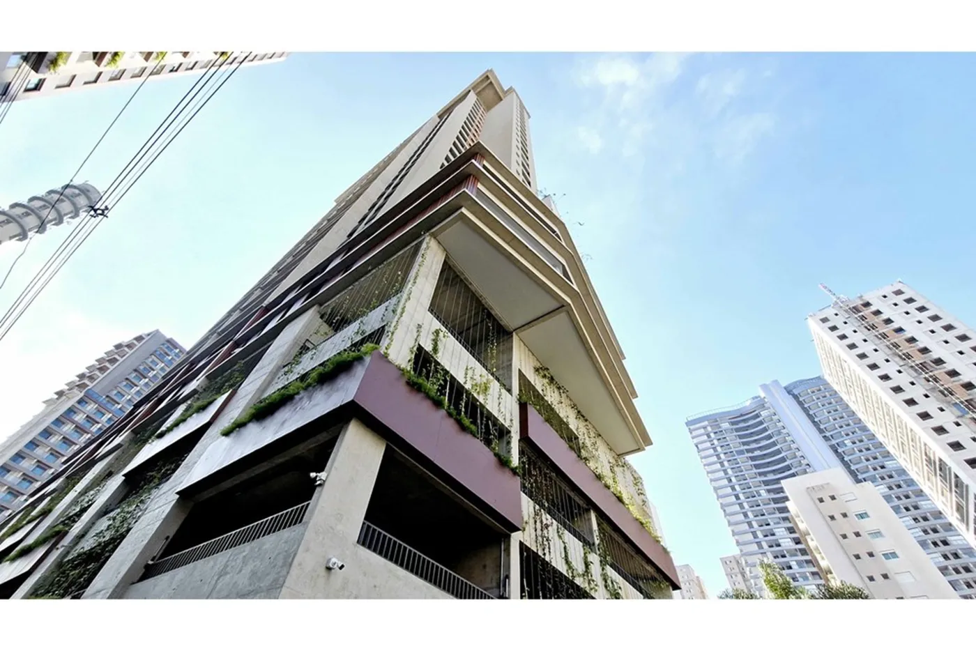 BPEF 188 Apto 601361020-411 - REMAX Trio Exclusividades