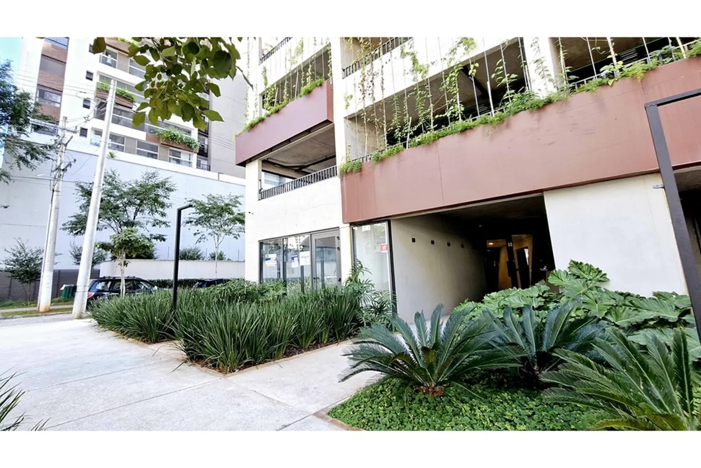 BPEF 188 Apto 601361020-411 - REMAX Trio Exclusividades