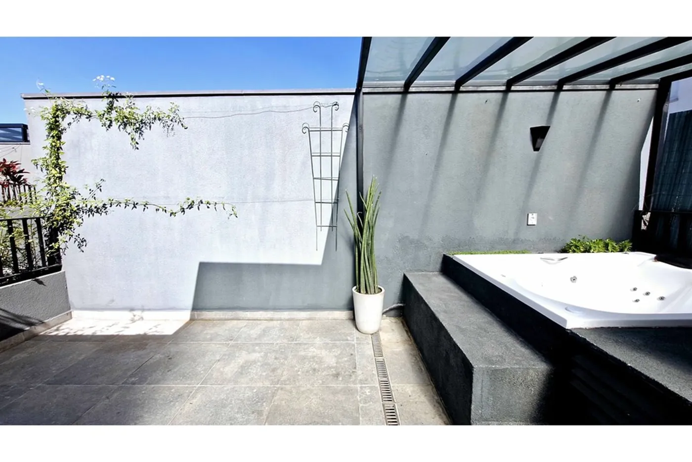 RPBDMM 20 Casa 601361048-25 - REMAX Trio Exclusividades