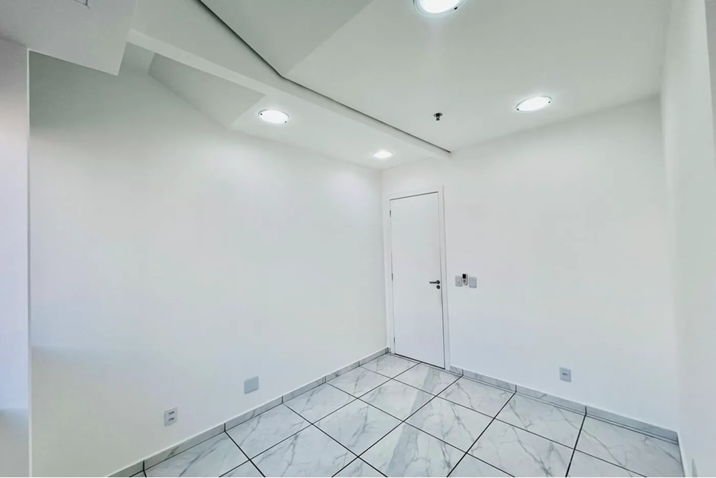 BVI 240 Sala 601261059-112 - REMAX Terra Exclusividades