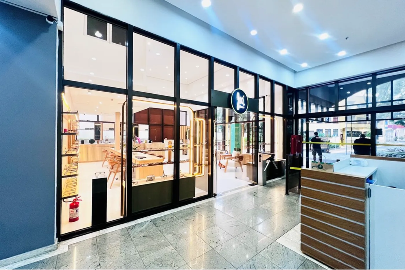 BVI 240 Sala 601261059-112 - REMAX Terra Exclusividades