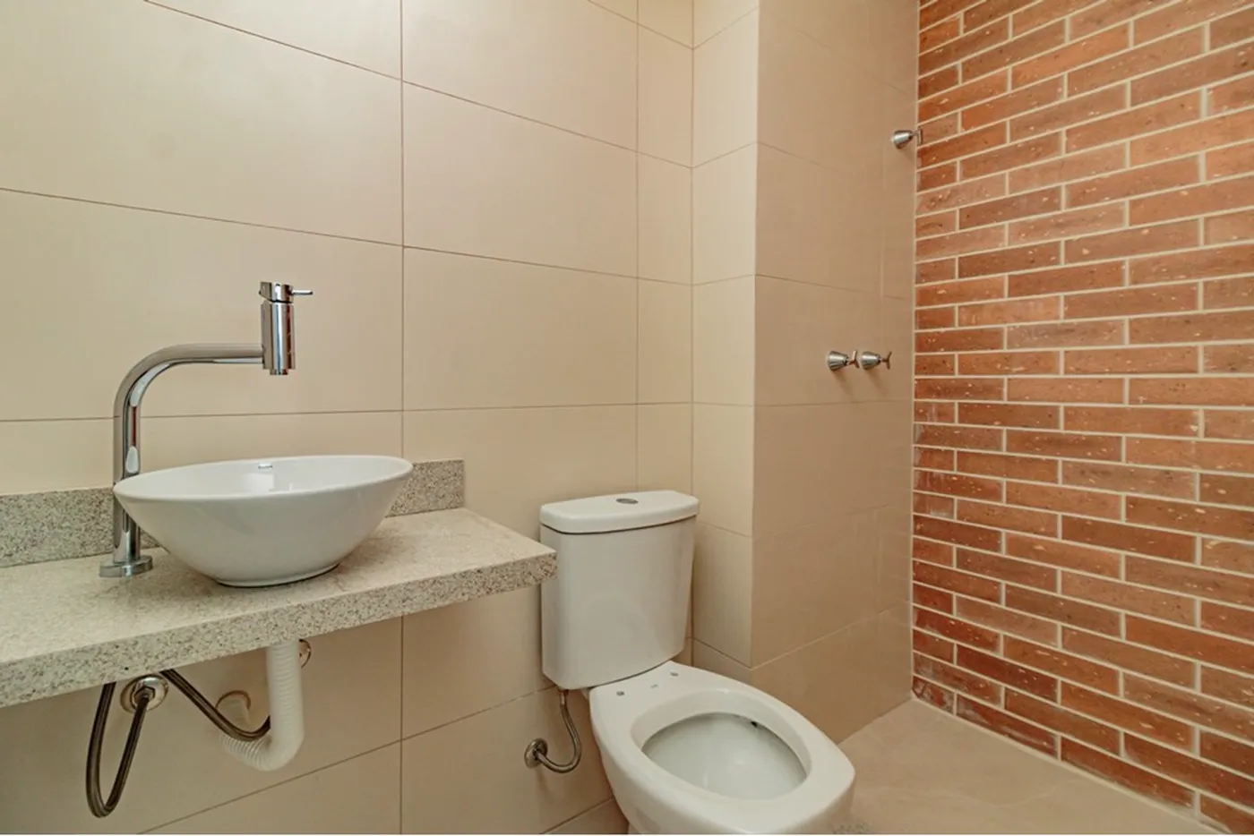 FJB 187 Apto 612491036-25 - REMAX Trend Exclusividades