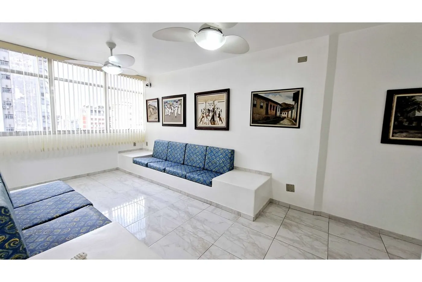 CFC 1212 Sala 601361040-137 - REMAX Trio Exclusividades