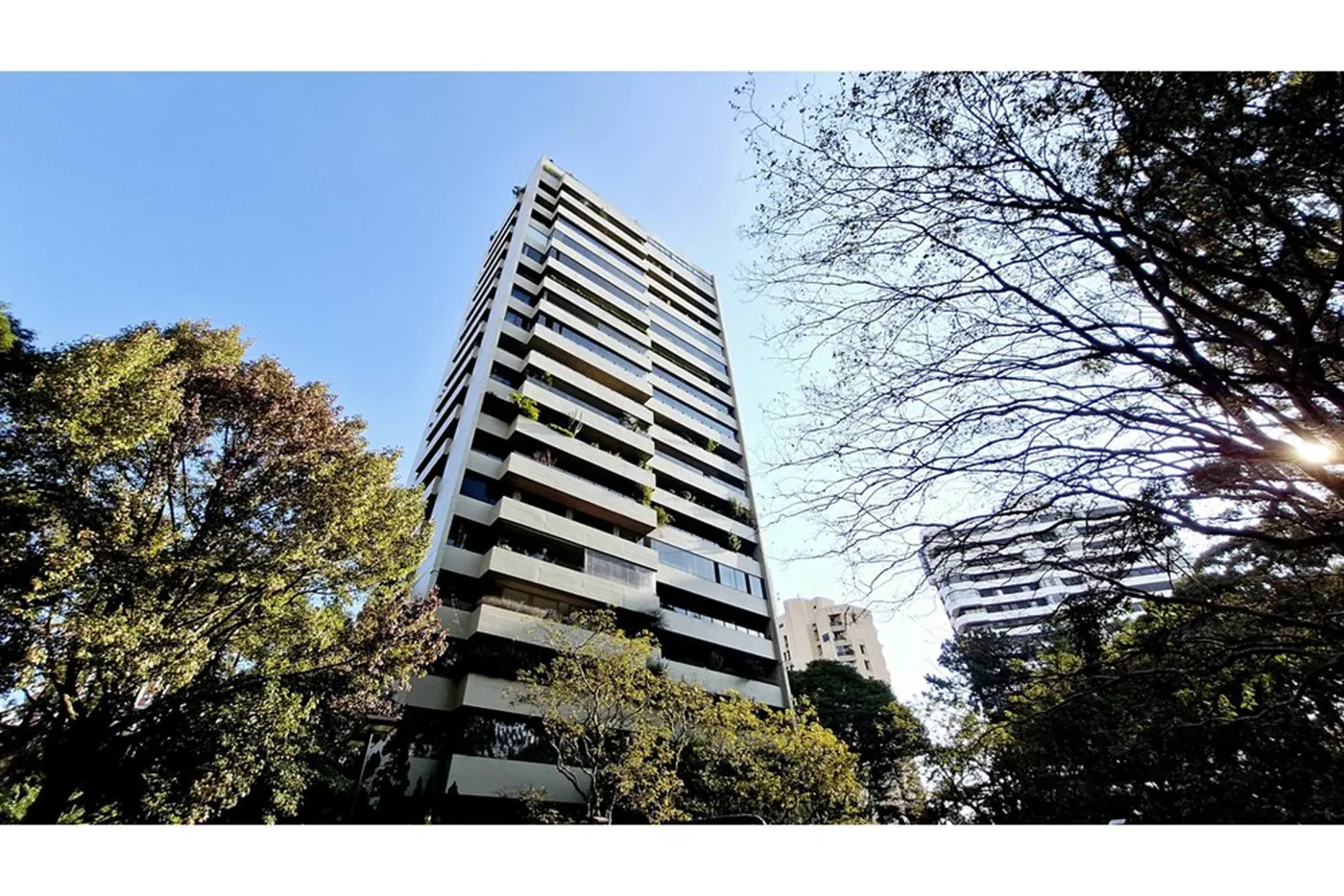 MC 226 Apto 601361044-43 - REMAX Trio Exclusividades