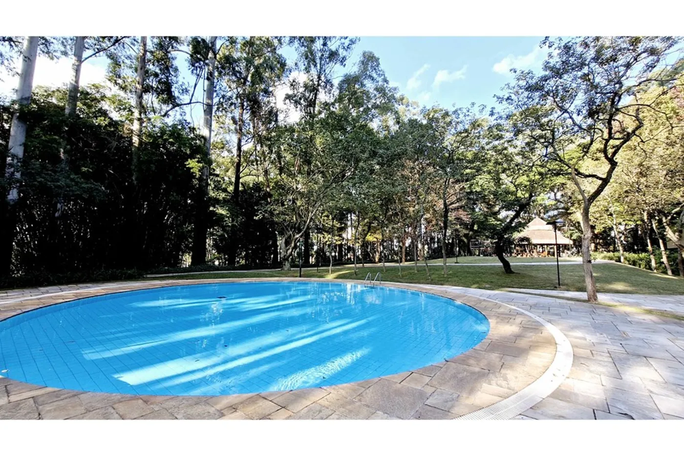 MC 226 Apto 601361044-43 - REMAX Trio Exclusividades