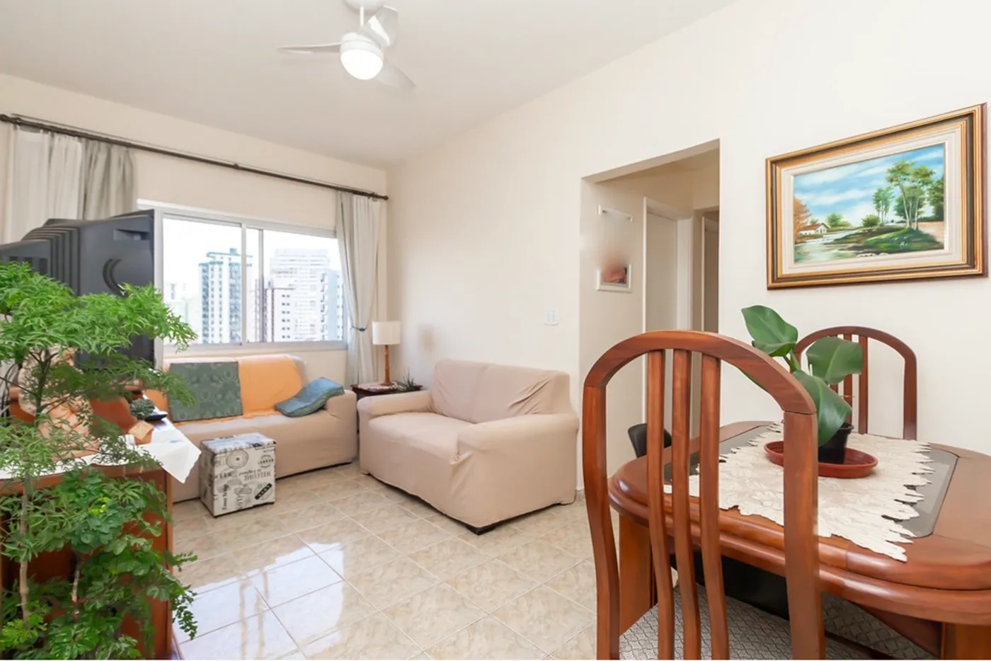 SGCS 272 Apto 602031002-107 - REMAX Classique Exclusividades