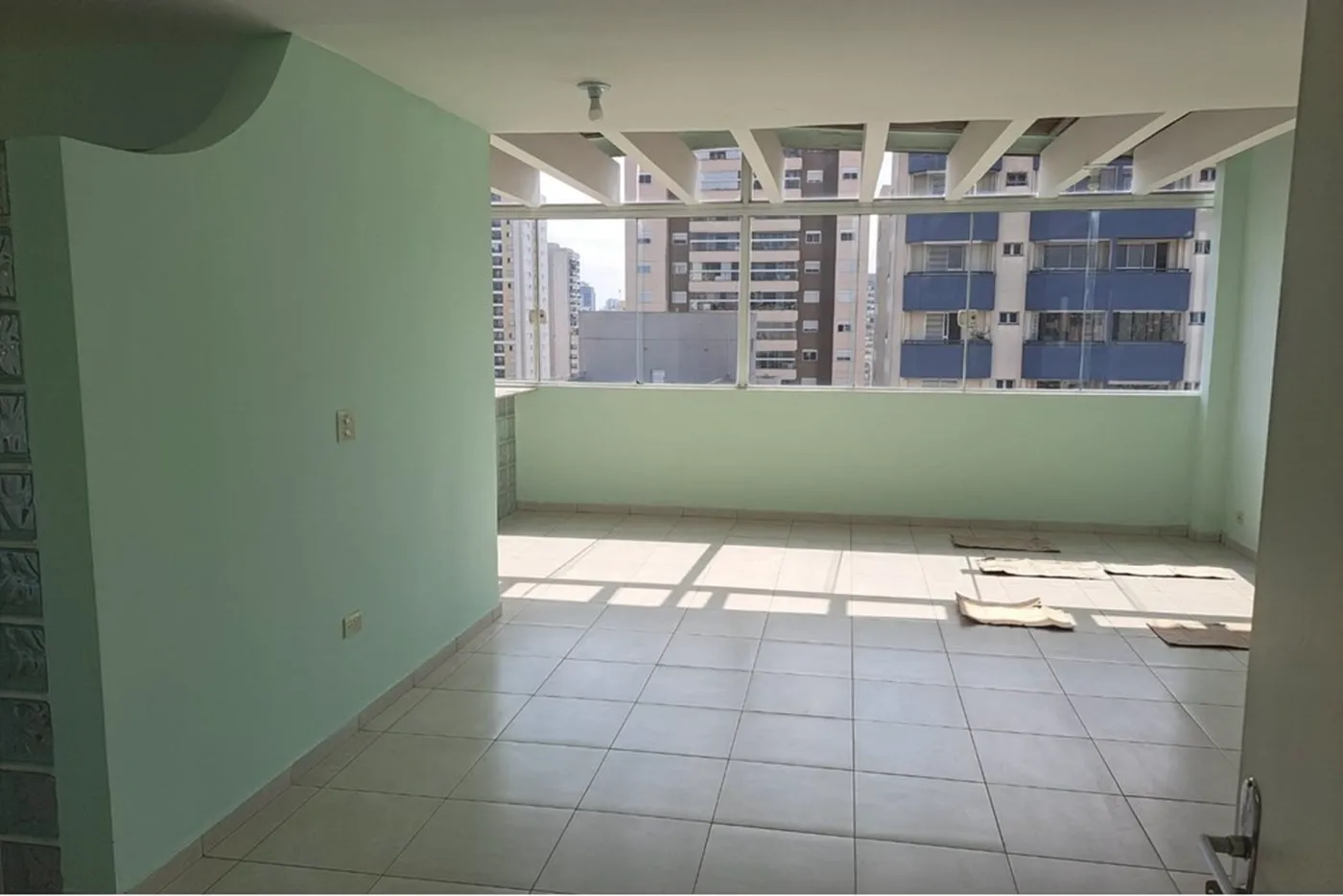SGCS 272 Apto 602031002-107 - REMAX Classique Exclusividades
