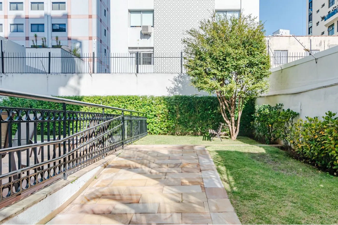 PADF 669 Apto 601401041-15 - REMAX Paradisus Exclusividades