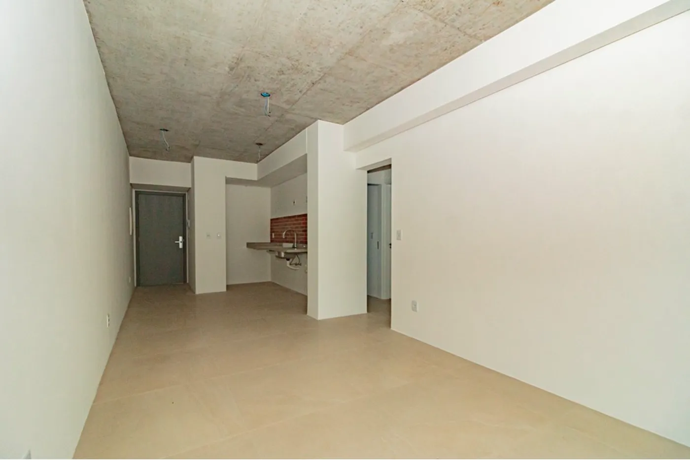 FJB 600 Apto 612491036-23 - REMAX Trend Exclusividades