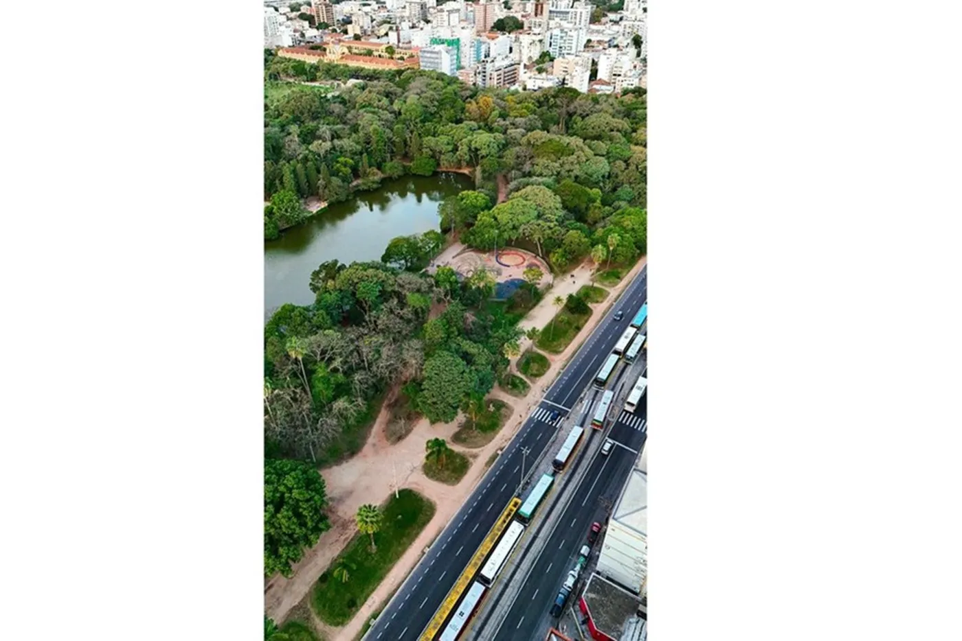 FJB 600 Apto 612491036-23 - REMAX Trend Exclusividades