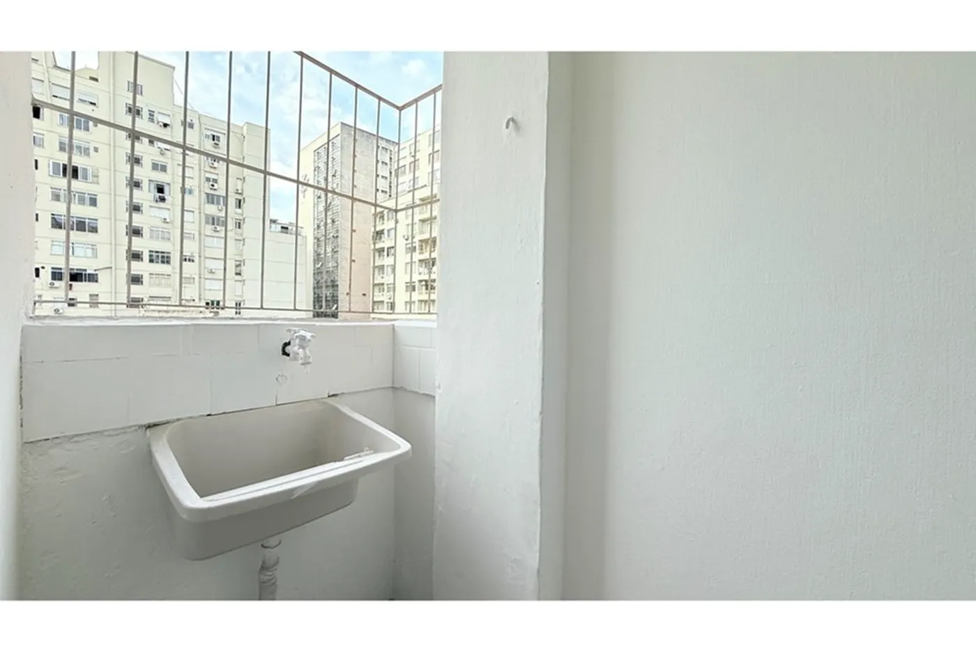 CHJC 44 Apto 610101007-30 - REMAX Tri Exclusividades