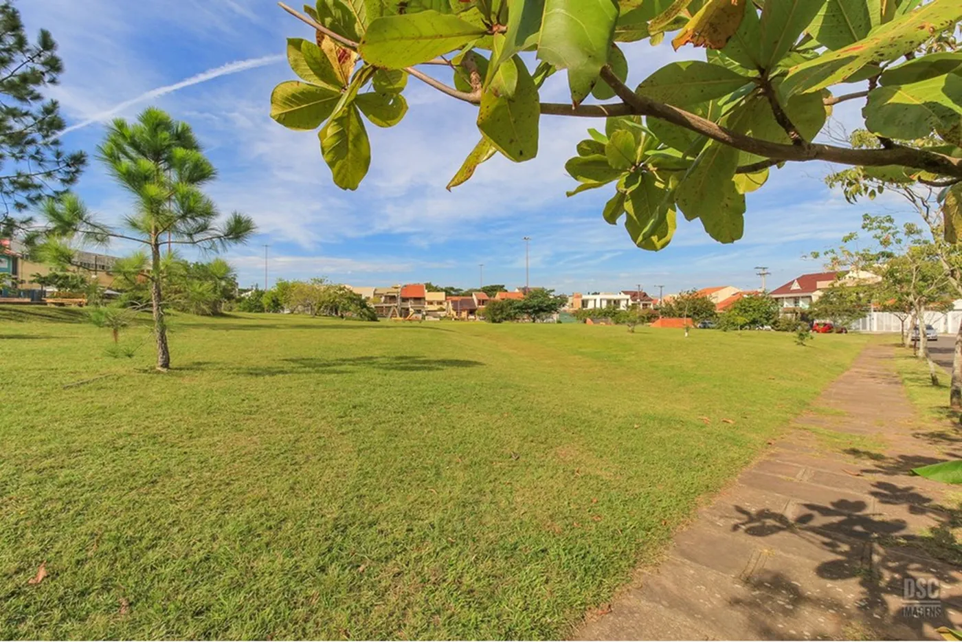 HJIB 51 Lote 610191042-203 - REMAX Casa Sul Exclusividades