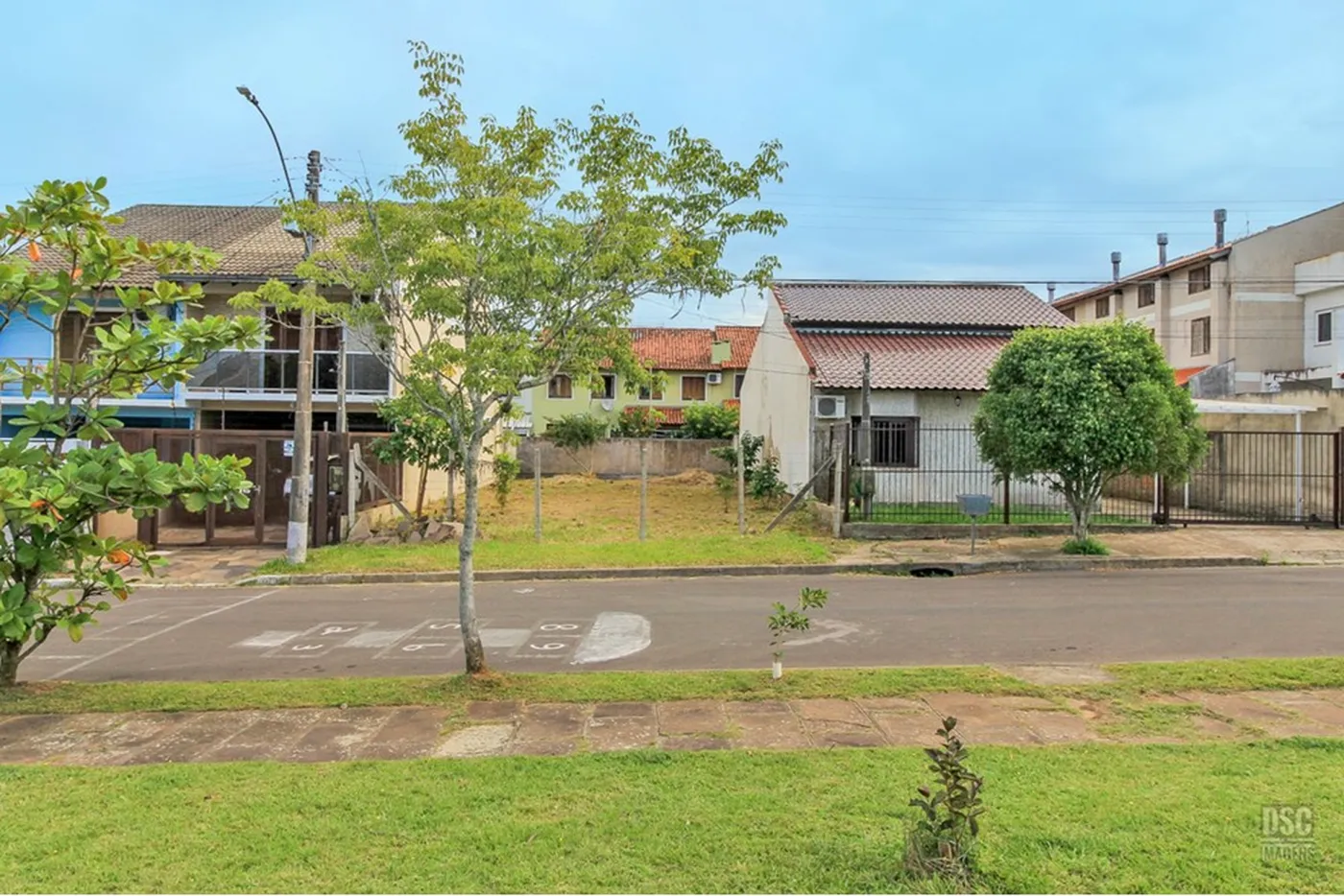 HJIB 51 Lote 610191042-203 - REMAX Casa Sul Exclusividades