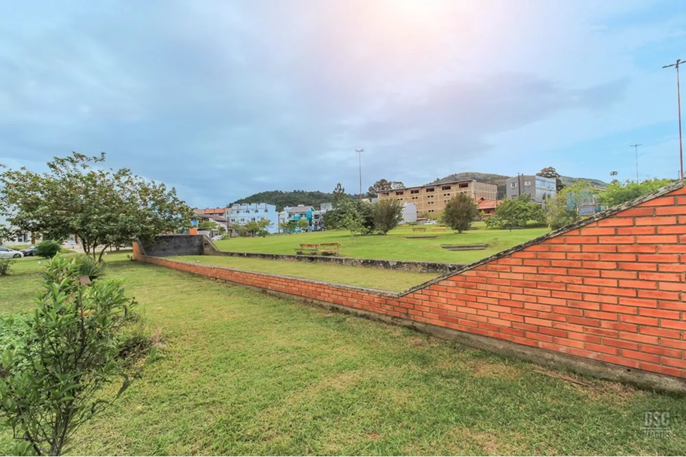 HJIB 51 Lote 610191042-203 - REMAX Casa Sul Exclusividades