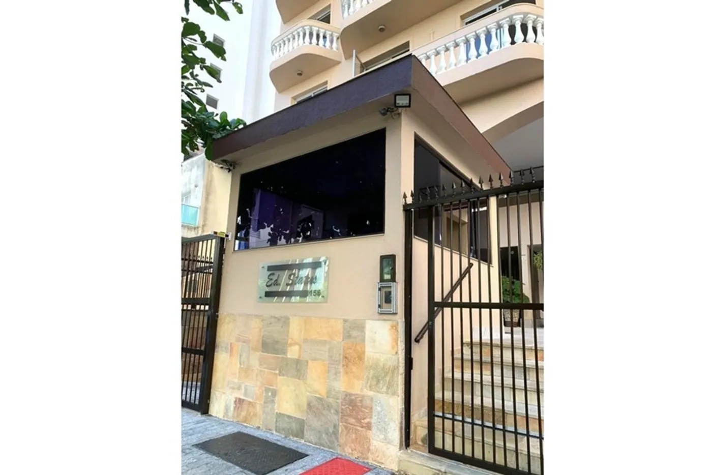 JIRQB 156 Apto 601081084-2 - REMAX Lepex Exclusividades