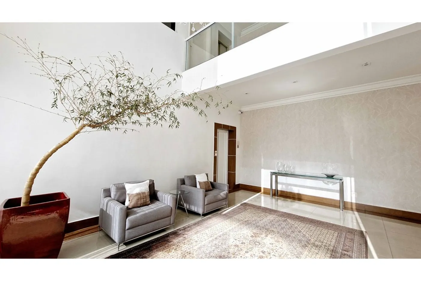 MJDSR 381 Apto 601361044-45 - REMAX Trio Exclusividades