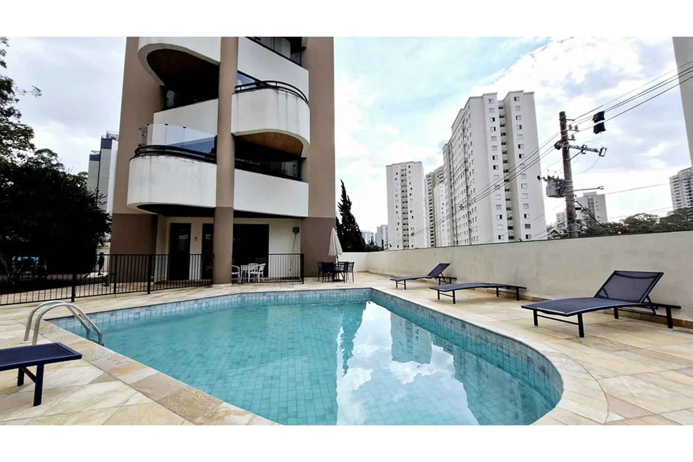 MJDSR 381 Apto 601361044-45 - REMAX Trio Exclusividades