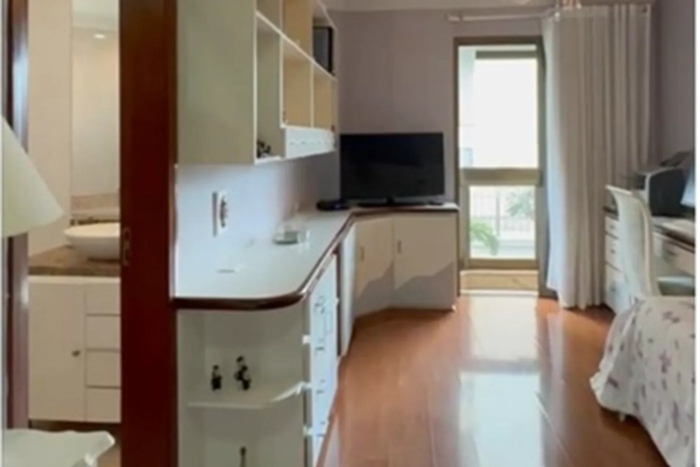 CBP 1160 Apto 601361052-13 - REMAX Trio Exclusividades