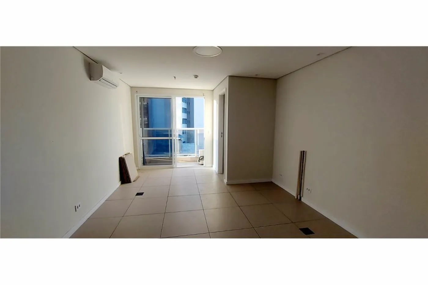 PA 418 Sala 601971007-154 - REMAX Empire Exclusividades