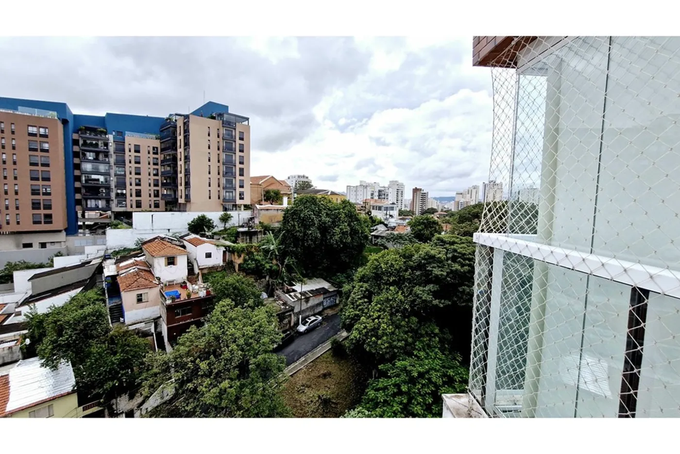 VIMP 228 Apto 602301001-112 - Remax Trinity Exclusividades