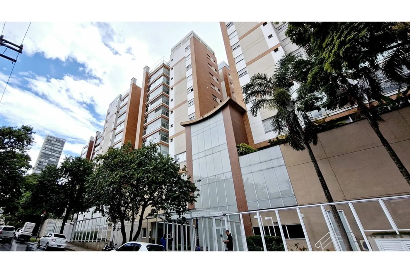 VIMP 228 Apto 602301001-112 - Remax Trinity Exclusividades