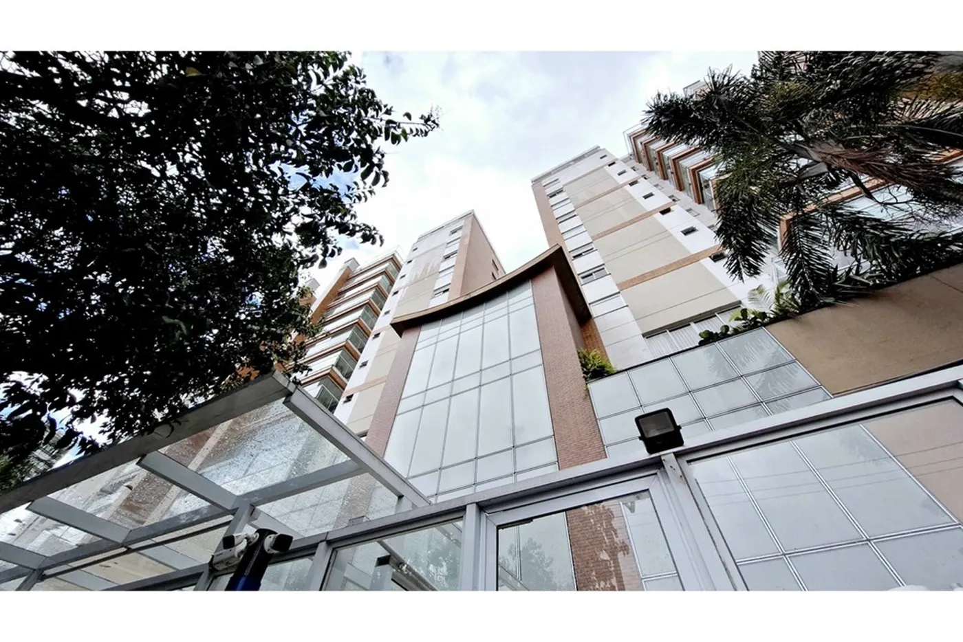VIMP 228 Apto 602301001-112 - Remax Trinity Exclusividades