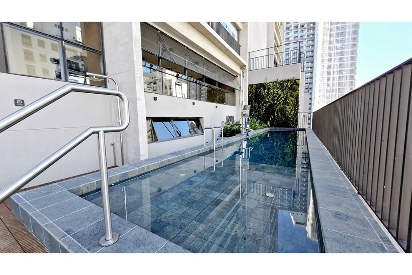 BPEF 192 Apto 601361020-412 - REMAX Trio Exclusividades