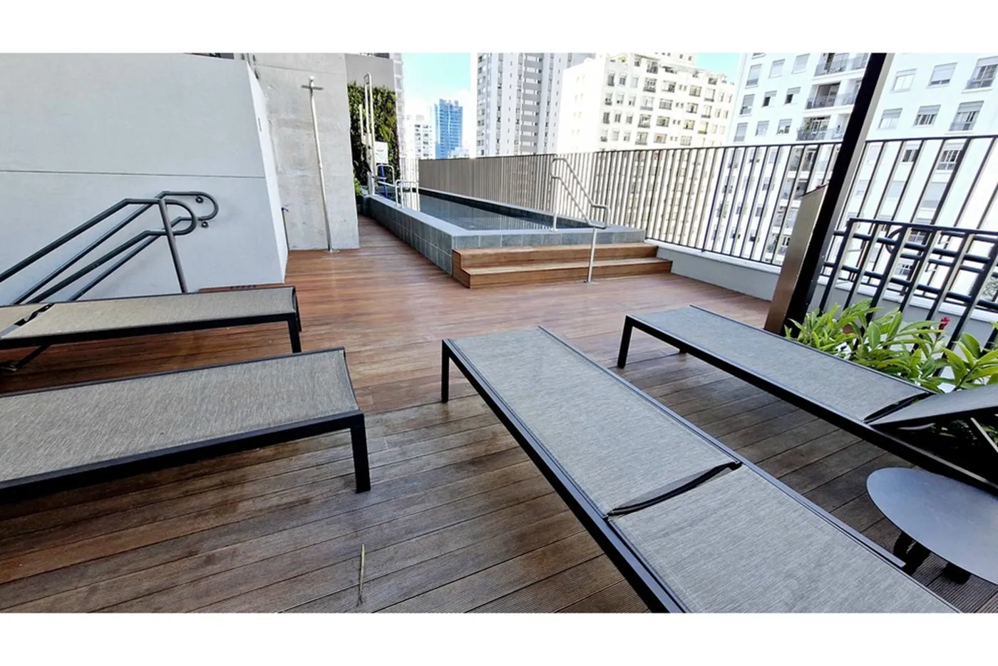 BPEF 192 Apto 601361020-412 - REMAX Trio Exclusividades
