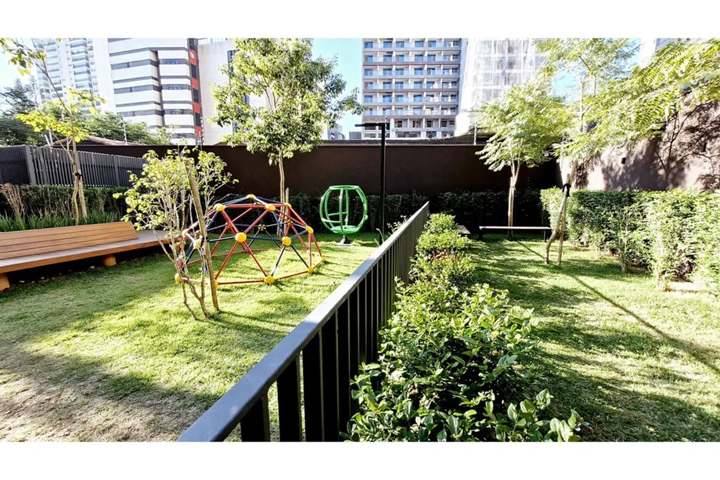 BPEF 192 Apto 601361020-412 - REMAX Trio Exclusividades