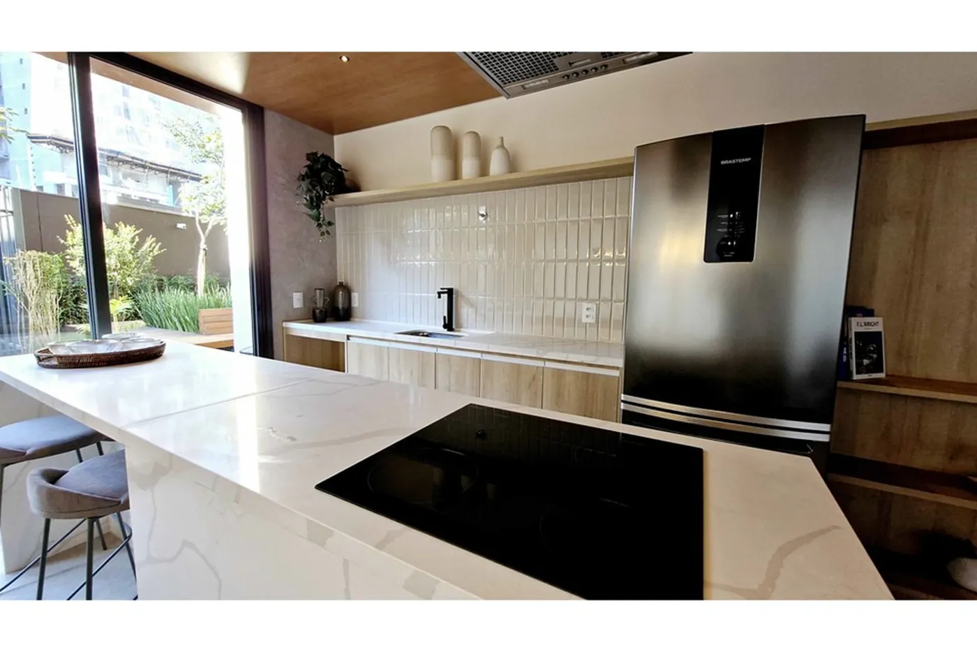 BPEF 192 Apto 601361020-412 - REMAX Trio Exclusividades