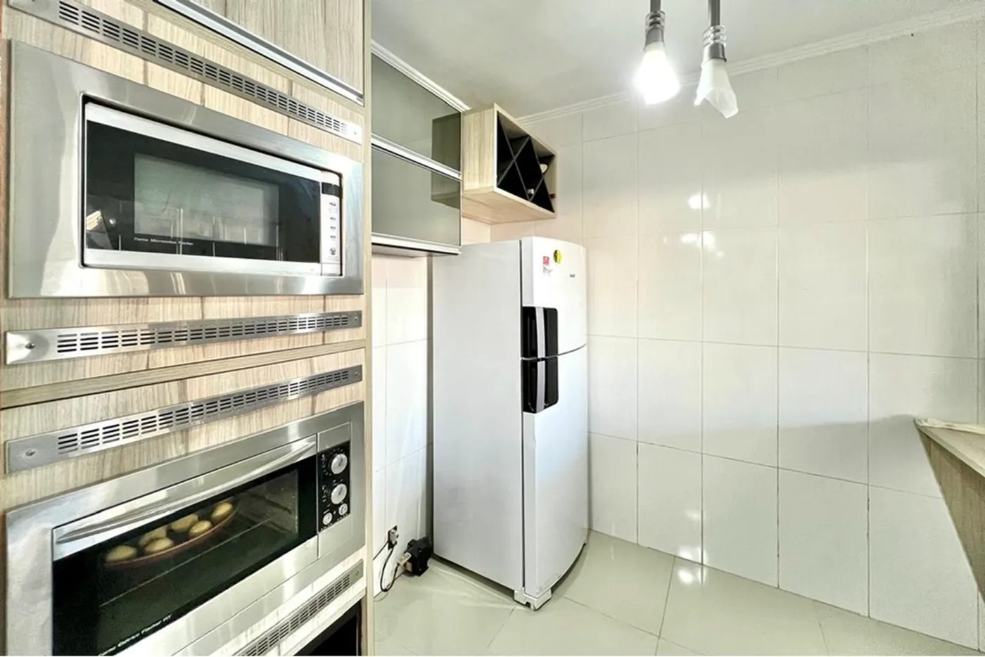 HAA 117 610241040-18 - REMAX 520 Exclusividades