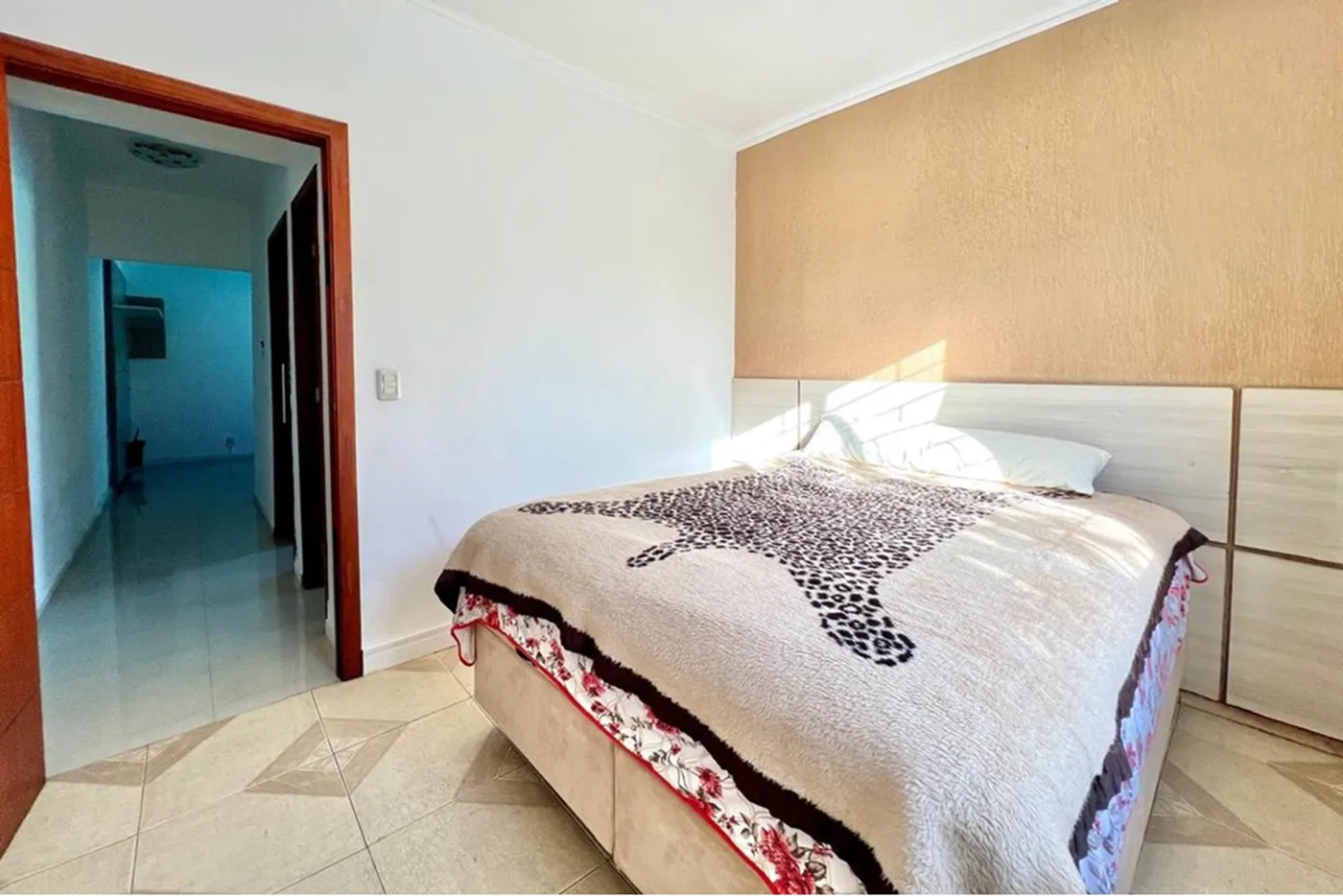HAA 117 610241040-18 - REMAX 520 Exclusividades