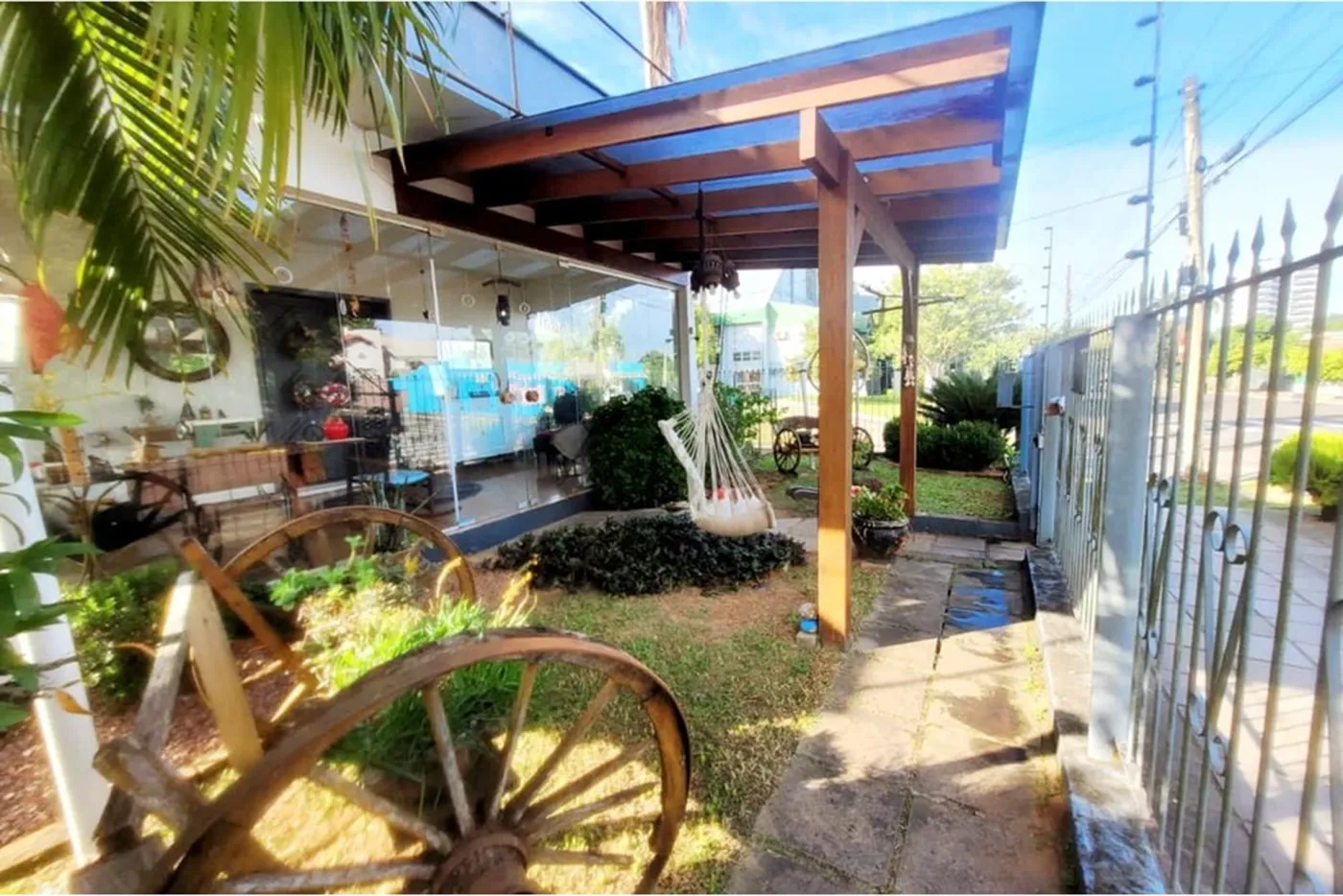CSH 348 612511062-15 - REMAX Moderna Exclusividades