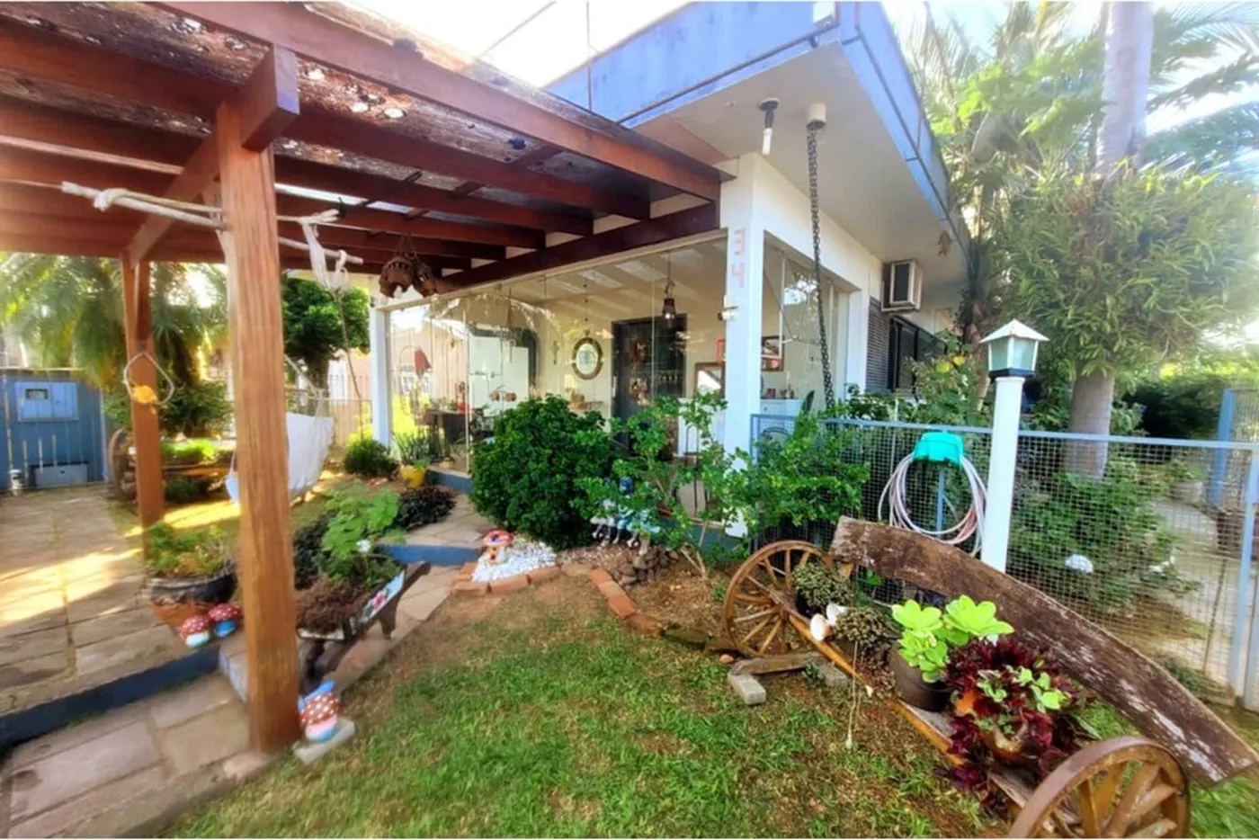 CSH 348 612511062-15 - REMAX Moderna Exclusividades