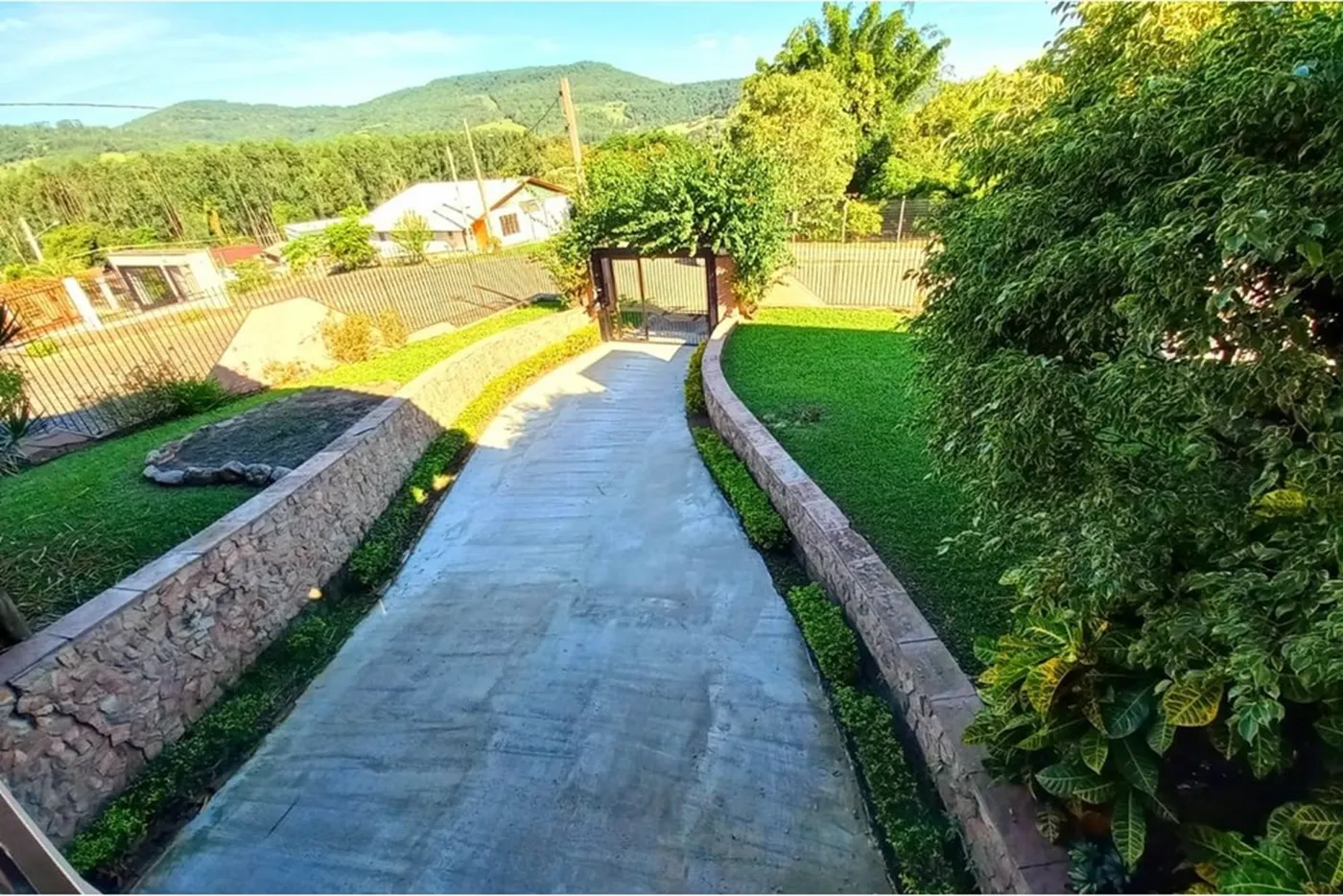 CRPA 1010 612511062-11 - REMAX Moderna Exclusividades