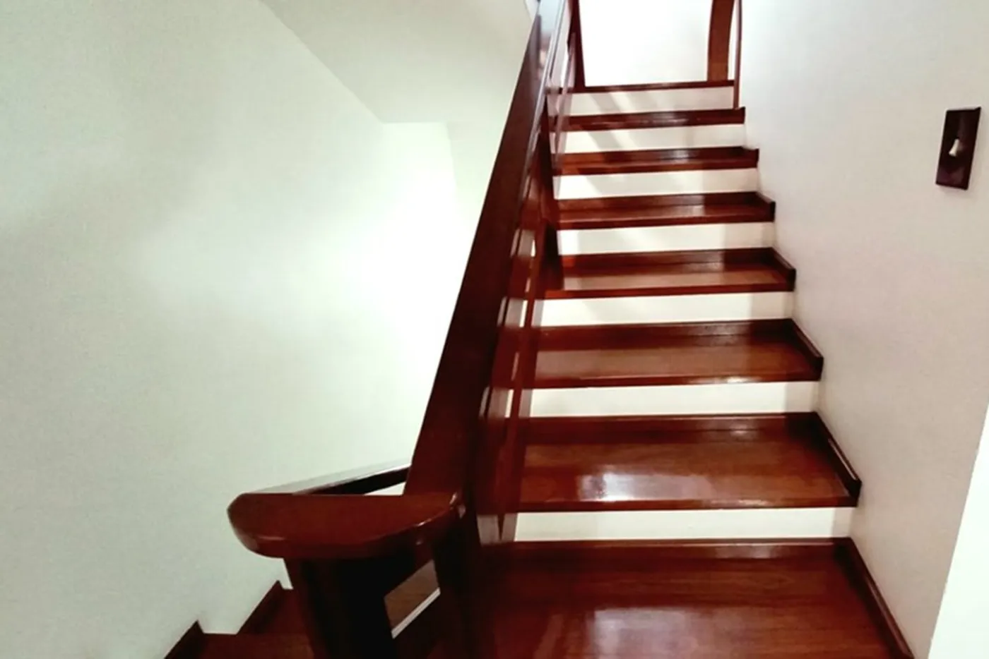 CRPA 1010 612511062-11 - REMAX Moderna Exclusividades