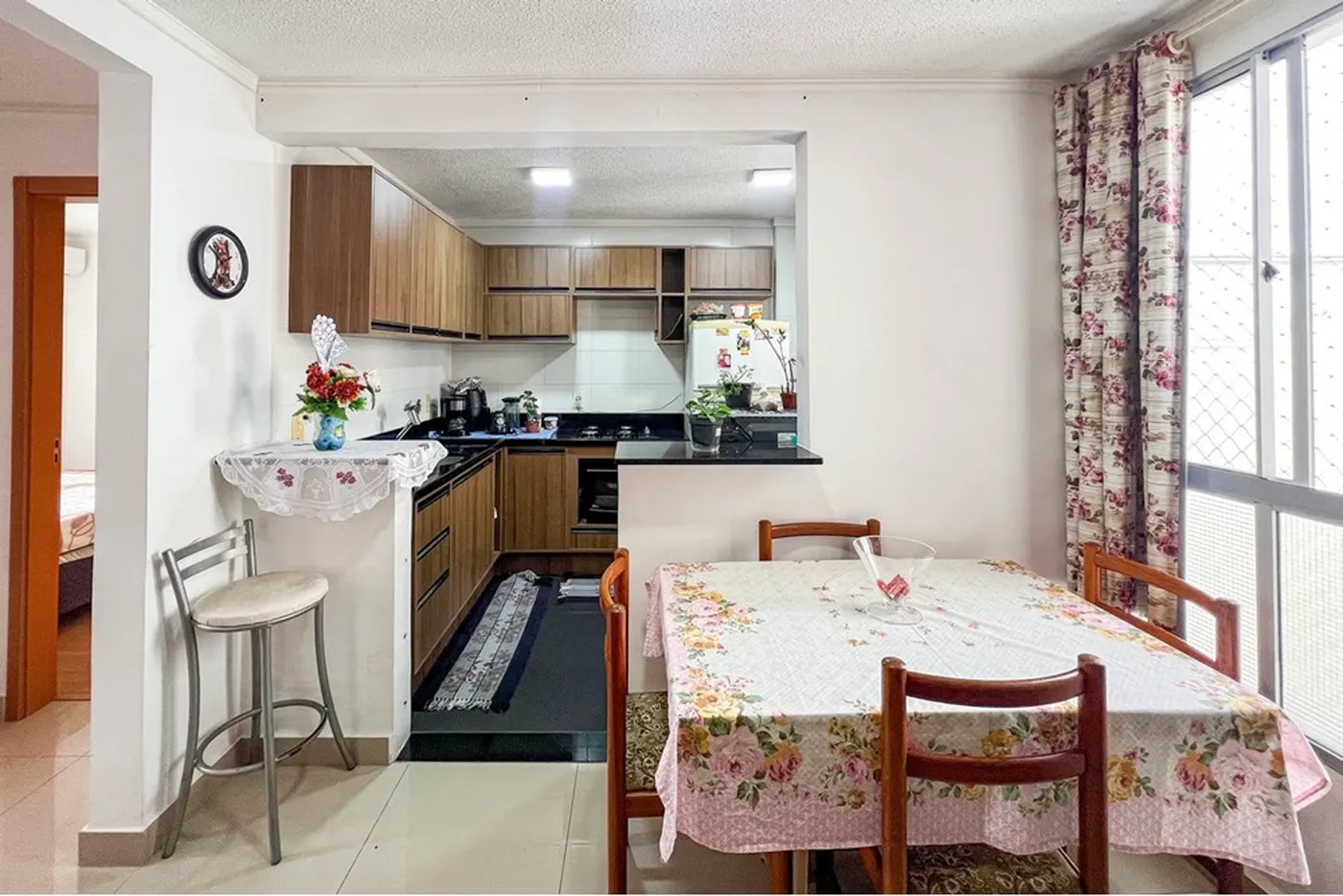 SJG 300 Apto 612651031-38 - REMAX Pillares Exclusividades