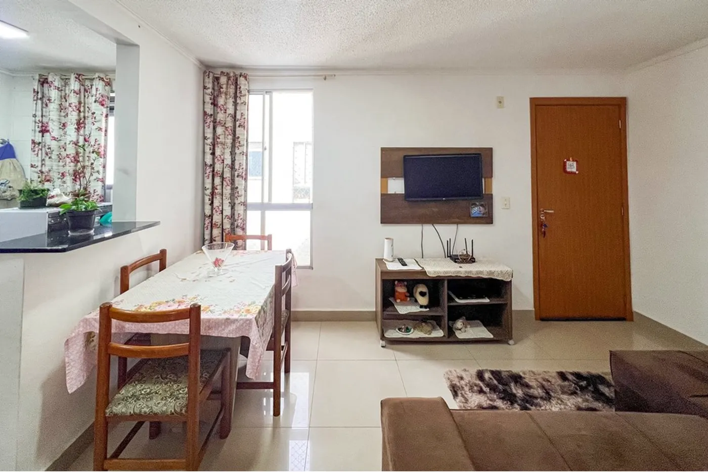 SJG 300 Apto 612651031-38 - REMAX Pillares Exclusividades
