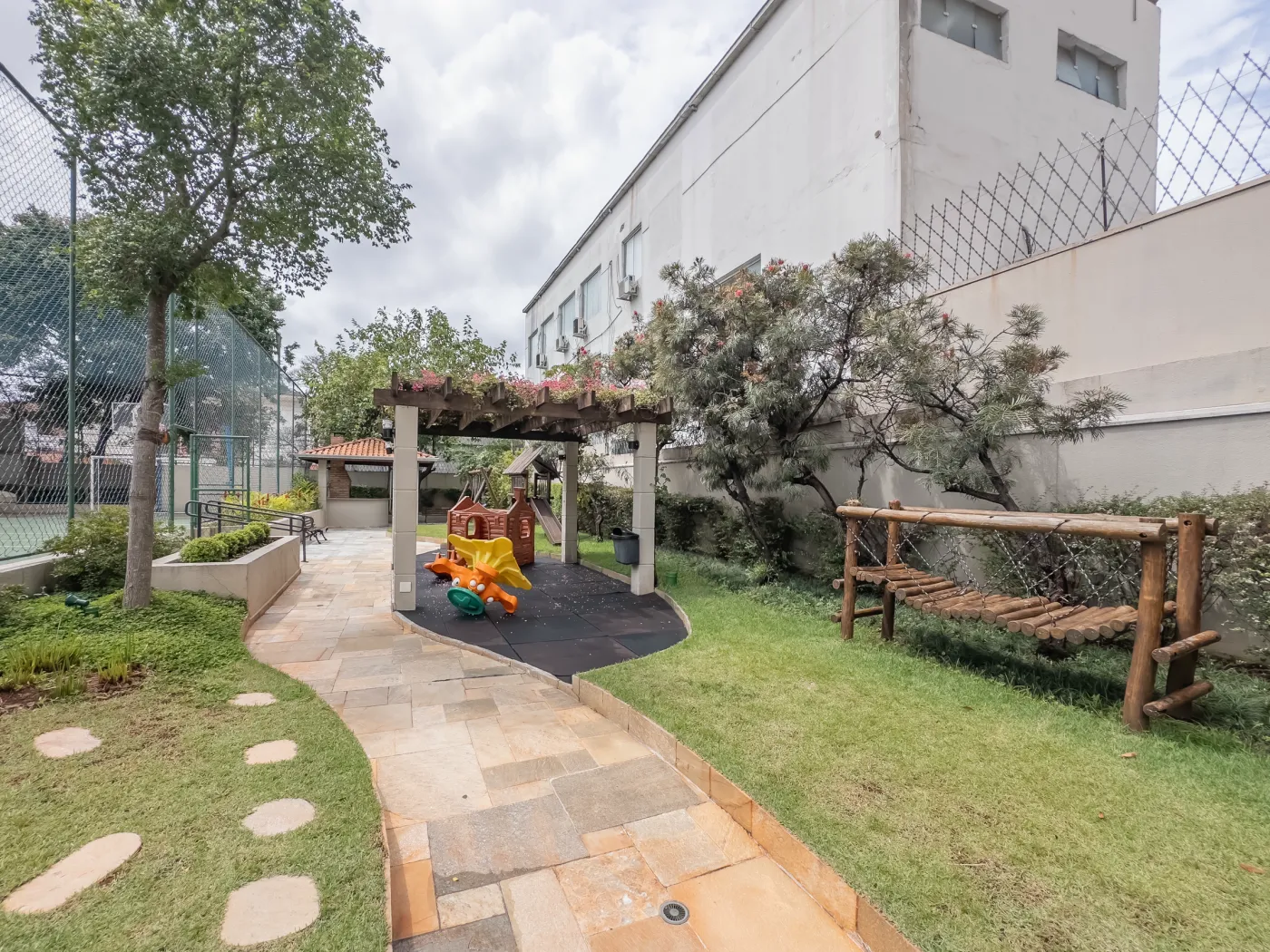 IGL 387 Apto IDP0020 - KW Independência Exclusividades