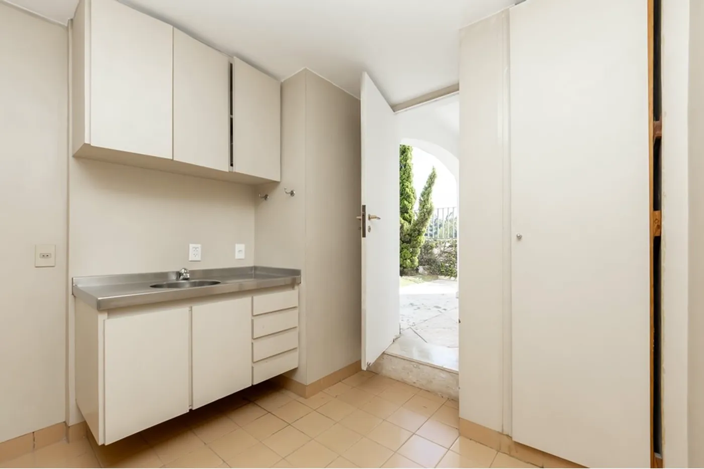 RPNAA 412 Apto 601721006-84 - REMAX Front Exclusividades — foto 3