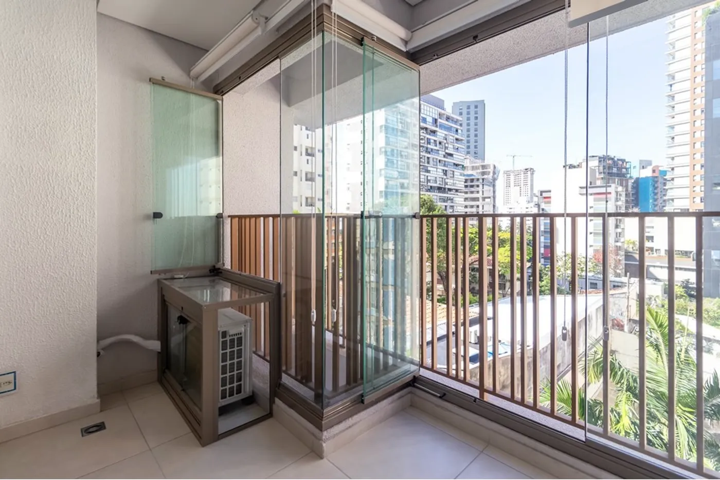 VMP 130 Apto 601721021-91 - REMAX Front Exclusividades