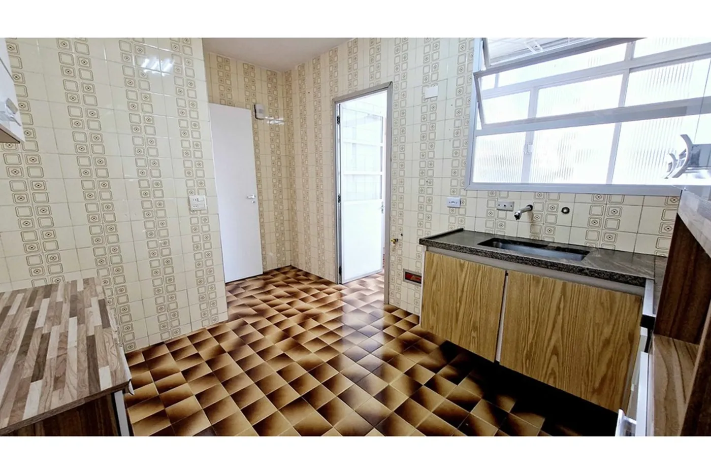 BCCSC 125 Apto 601361003-184 - REMAX Trio Exclusividades
